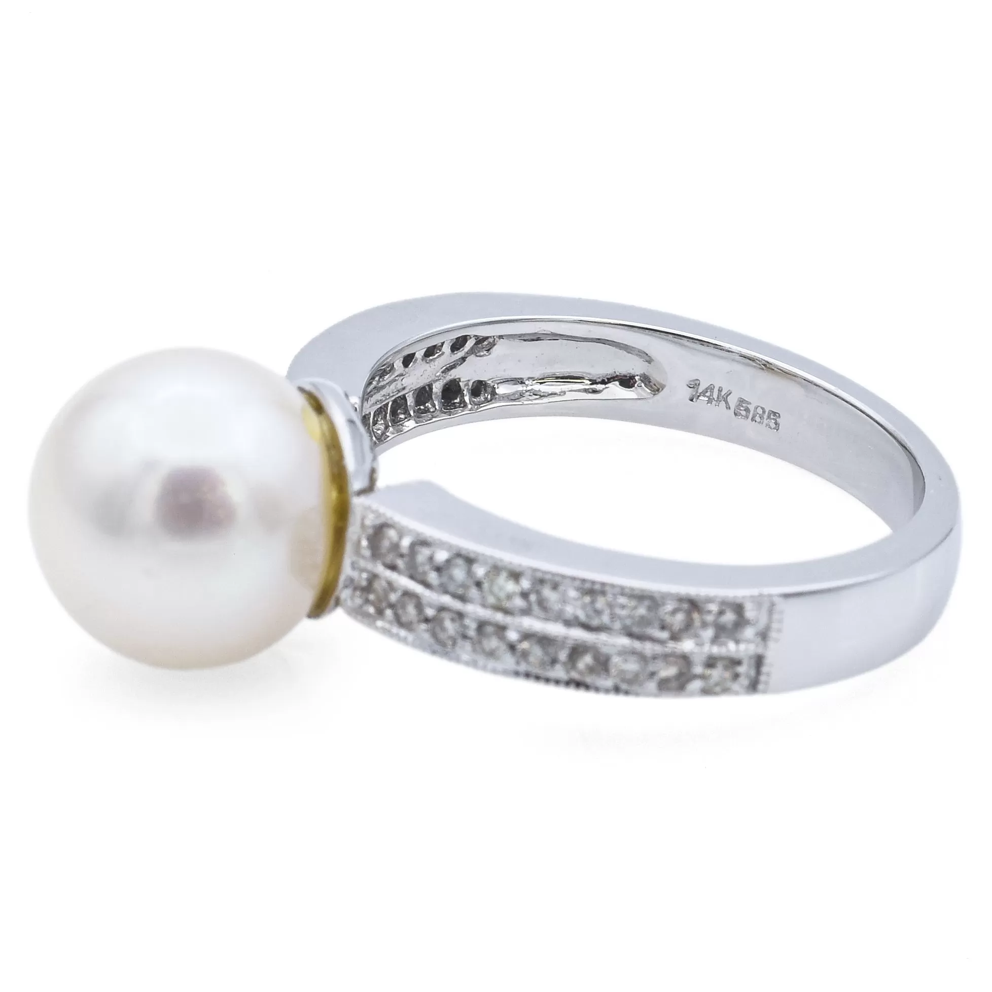 Estate 14K White Gold Pearl & Diamond Band Ring Size 7